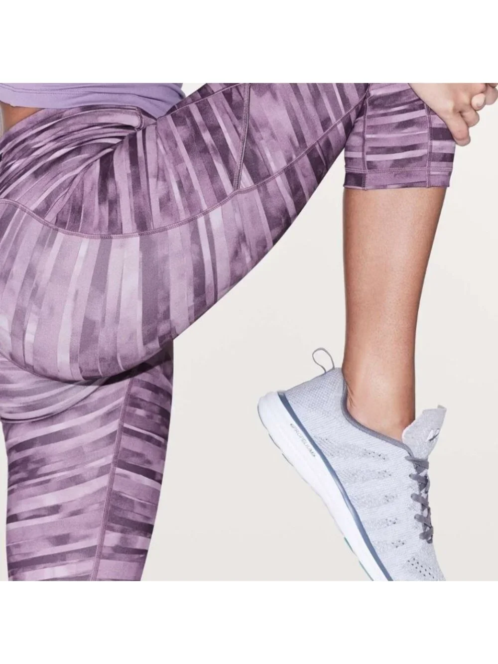 Lululemon Speed Up Crop *21